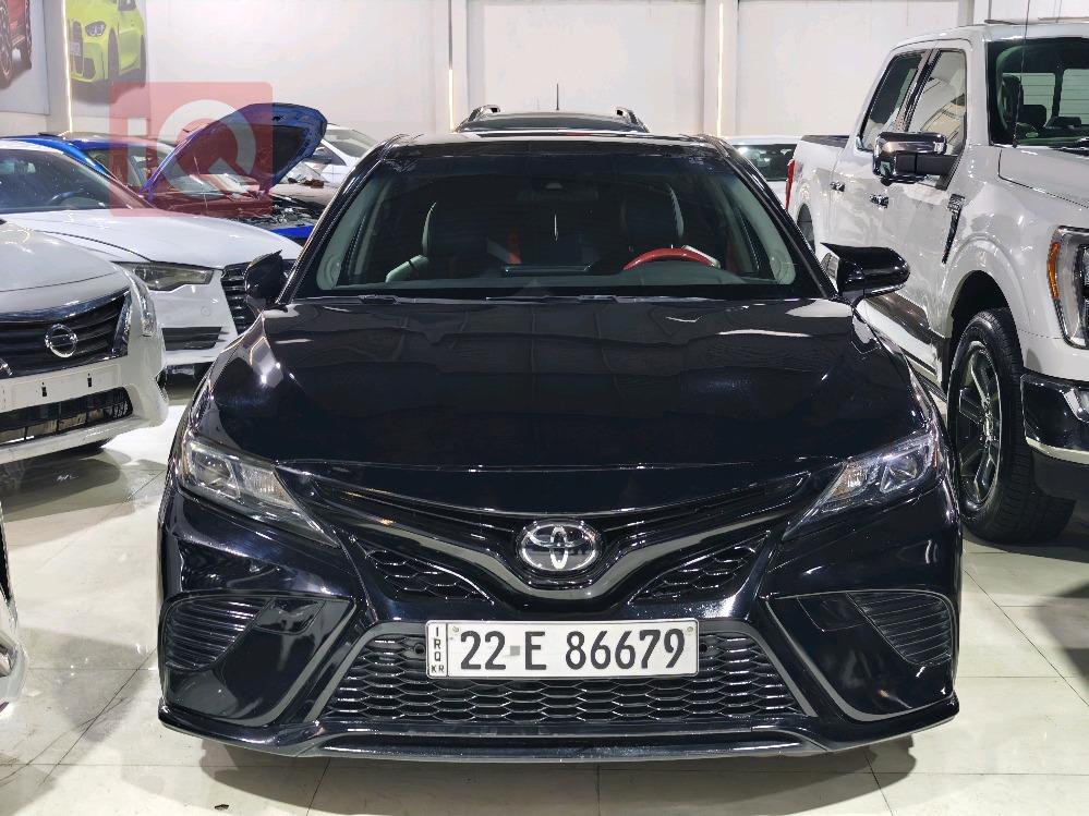 تۆیۆتا کامری